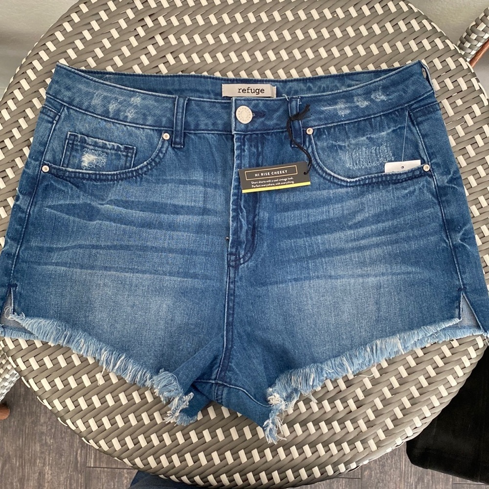 NWT Refuge High Rise Cheeky Denim Shorts Sz 10